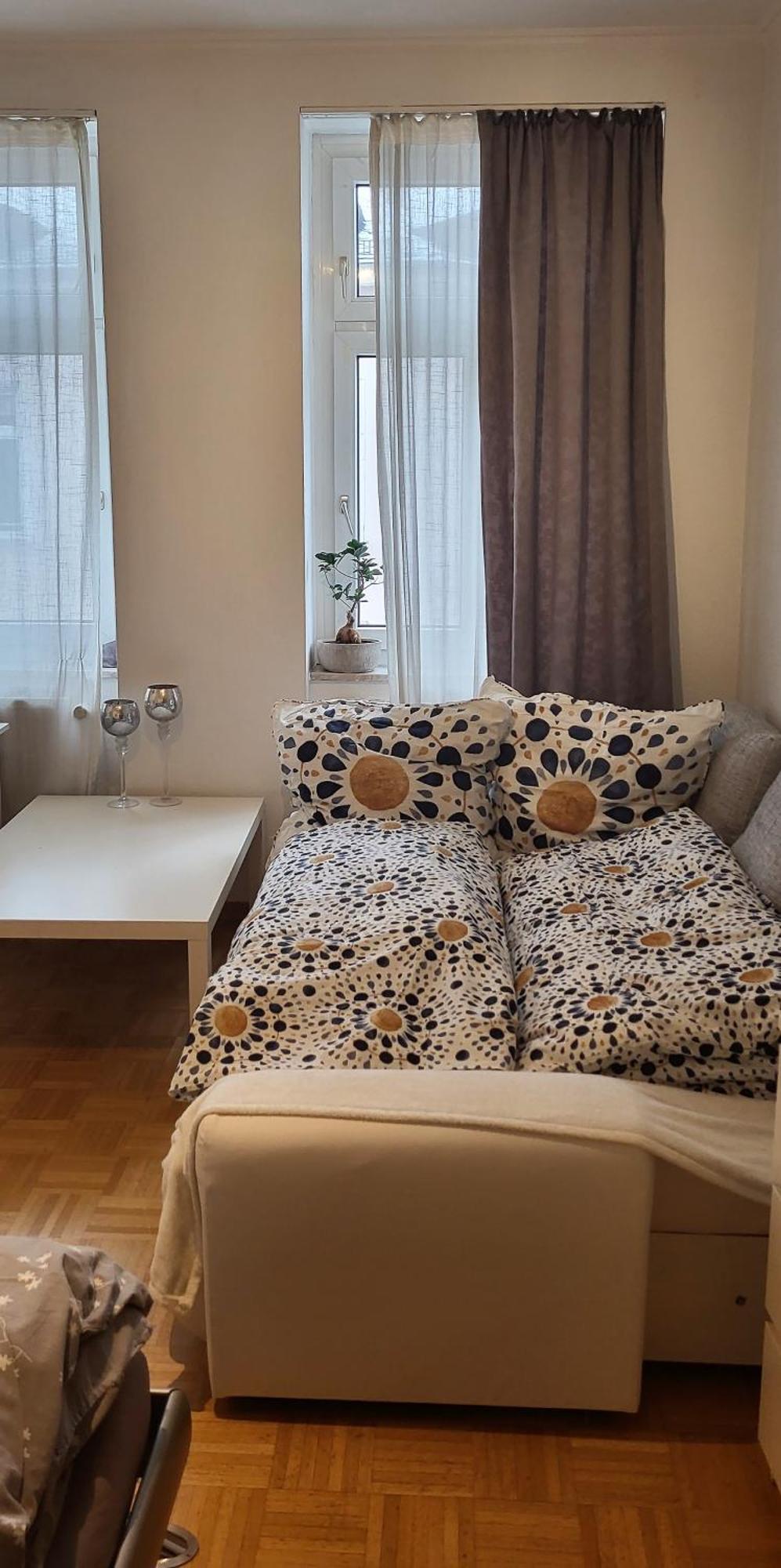 Von Privat, Grosses Zimmer Sehr Zentral In Bad Homburg Stadtmitte Bad Homburg vor der Höhe Exterior foto